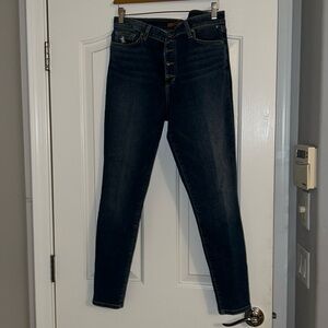 Women’s Joe’s jeans.